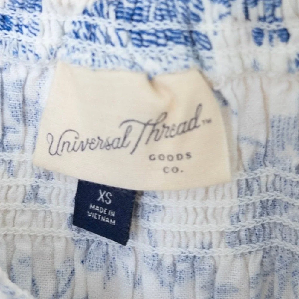Universal Thread Floral Linen Blend Sundress XS Blue Smocked Cottage Coastal - Picture 7 of 8
